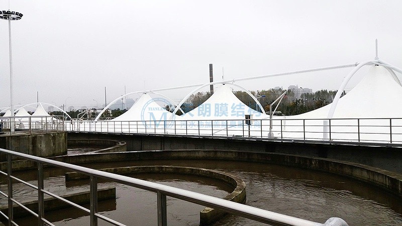 肥東污水廠調(diào)節(jié)池加蓋-3